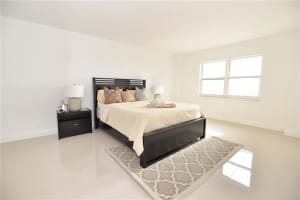 1200 Hibiscus Ave, Pompano Beach, FL 33062, Sold 01/03/17