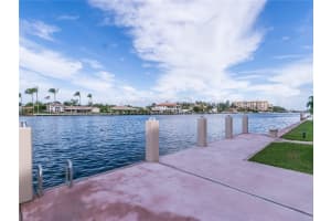 725 N Riverside Dr, Pompano Beach, FL 33062, Sold 01/27/17