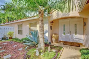 9609 NW 9th Ct, Plantation, FL 33324, Sold 02/03/17