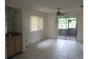5224 Gate Lake Rd, Tamarac, FL 33319, Sold 01/05/17