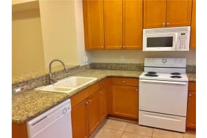 1033 NE 17th Way, Fort Lauderdale, FL 33304, Sold 03/31/17