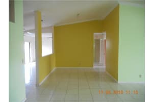 4941 NW 92nd Ave, Sunrise, FL 33351, Sold 11/30/16