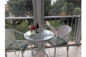 250 NE 20th St, Boca Raton, FL 33431, Sold 02/17/17