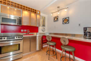 MLS# F10039984, Fort Lauderdale, Florida 33304