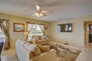 1152 NW 30th Ct, Fort Lauderdale, FL 33311, Sold 12/16/16