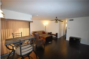 9520 Sevilla Ln, Davie, FL 33324, Sold 01/26/17