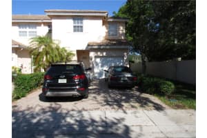 9101 NW 40th St, Sunrise, FL 33351, Sold 12/16/16
