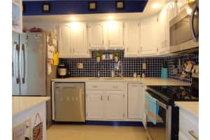 2376 SW 70th Way, Davie, FL 33317, Sold 06/09/17