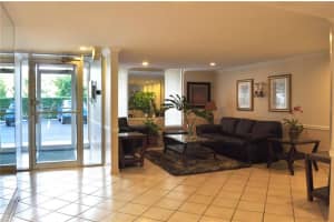 1050 SE 15th St, Fort Lauderdale, FL 33316, Sold 09/01/17