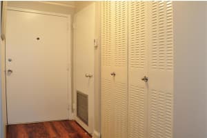 1050 SE 15th St, Fort Lauderdale, FL 33316, Sold 09/01/17