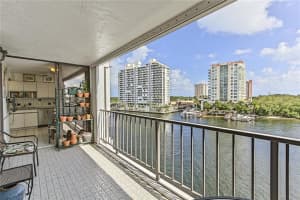 936 Intracoastal Dr #6d, Fort Lauderdale, FL 33304, Sold 02/23/17