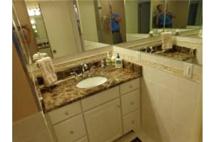 1700 SE 15th St # 105, Fort Lauderdale, FL 33316, Sold 04/19/17