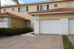 7925 Tuscany Dr, Tamarac, FL 33321, Sold 01/27/17