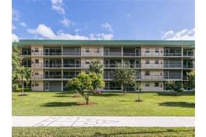 804 SE 7th St, Deerfield Beach, FL 33441, Sold 12/28/16
