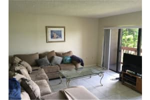 281 W Park Dr, Miami, FL 33172, Sold 04/27/17