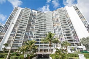 2841 N Ocean Blvd, Fort Lauderdale, FL 33308, Sold 03/21/17