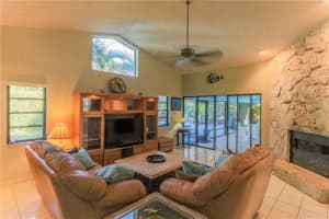 8708 SE Woodwind St, Hobe Sound, FL 33455, Sold 03/31/17