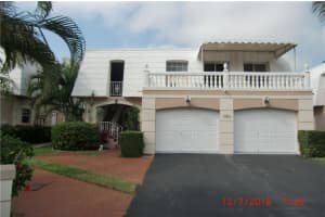 3103 NE 27th St, Fort Lauderdale, FL 33308, Sold 04/11/17