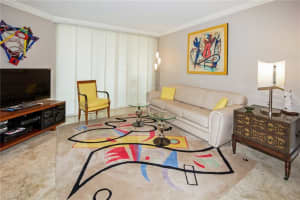401 SW 4th Ave, Fort Lauderdale, FL 33315, Sold 04/14/17