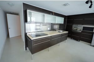 6000 Collins Ave, Miami Beach, FL 33140, Sold 03/31/17
