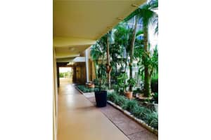 4117 Bougainvilla Dr, Lauderdale-By-The-Sea, FL 33308, Sold 04/06/17