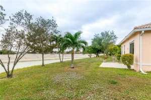 3908 NW 89th Ave, Coral Springs, FL 33065, Sold 05/04/17