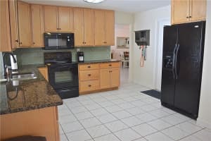 9710 NW 83rd St, Tamarac, FL 33321, Sold 03/03/17