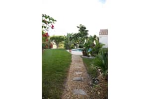 1854 NW 94th Ave, Plantation, FL 33322, Sold 04/06/17