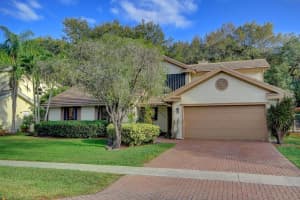 MLS# F10044162, Davie, Florida 33324