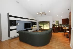 MLS# F10044162, Davie, Florida 33324
