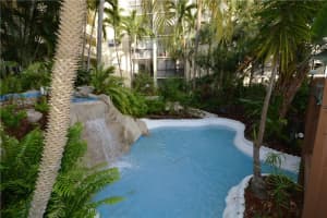 5321 NE 24th Terrace #111a, Fort Lauderdale, FL 33308, Sold 03/30/17