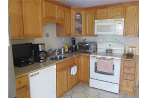7004 Nandina Ln, Tamarac, FL 33321, Sold 02/08/17