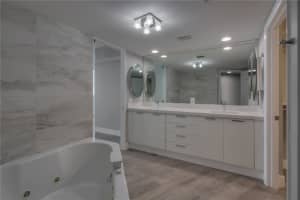 18911 Collins Ave, Sunny Isles Beach, FL 33160, Sold 02/22/17