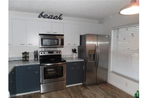 1260 W Lakes Dr, Deerfield Beach, FL 33442, Sold 02/21/17