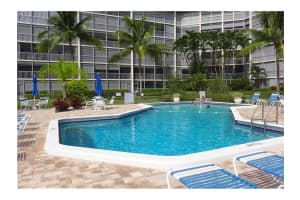 390 N Federal Hwy, Deerfield Beach, FL 33441, Sold 01/12/18
