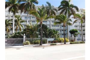 500 SE 21st Ave, Deerfield Beach, FL 33441, Sold 04/25/17