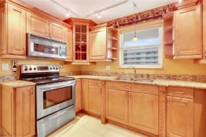1051 Hillsboro Mile #603e, Hillsboro Beach, FL 33062, Sold 03/24/17
