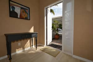 1858 N Dixie Hwy, Fort Lauderdale, FL 33305, Sold 04/27/17