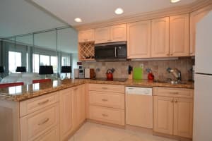 4050 N Ocean Dr, Fort Lauderdale, FL 33308, Sold 02/10/17