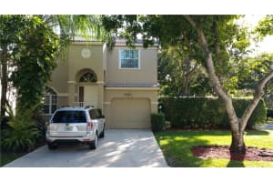 409 NW 87th Ln, Coral Springs, FL 33071, Sold 02/28/17