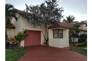 720 SW 113th Ave, Pembroke Pines, FL 33025, Sold 02/15/17