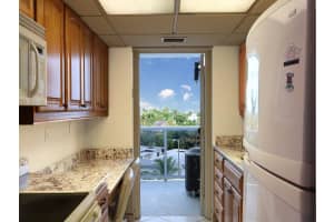 2841 N Ocean Blvd, Fort Lauderdale, FL 33308, Sold 11/09/17