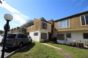 8031 Lagos De Campo Blvd l3, Tamarac, FL 33321, Sold 07/10/17