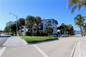 112 N Birch Rd, Fort Lauderdale, FL 33304, Sold 03/03/17