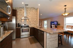 6787 Farragut Ln, Boynton Beach, FL 33437, Sold 02/10/17