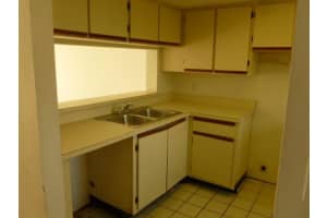 5200 NW 31st Ave d63, Fort Lauderdale, FL 33309, Sold 04/14/17