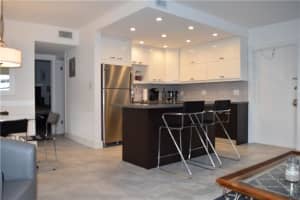 2811 NE 51st St, Fort Lauderdale, FL 33308, Sold 02/17/17