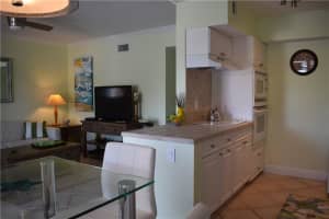 2811 NE 51st St, Fort Lauderdale, FL 33308, Sold 02/16/17