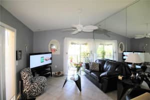 547 Waterside Dr, Hypoluxo, FL 33462, Sold 04/20/17