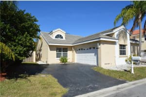 10080 Fanfare Dr, Boca Raton, FL 33428, Sold 08/04/17